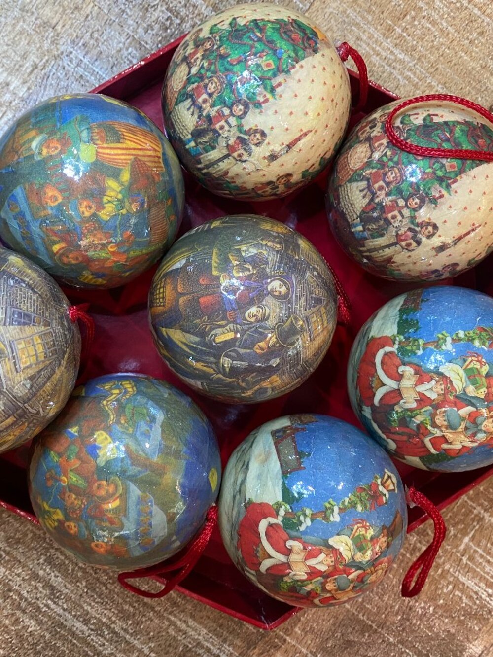 JCPenney Christmas Collectibles Paper Ball Ornaments Set 9 Victorian Scenes